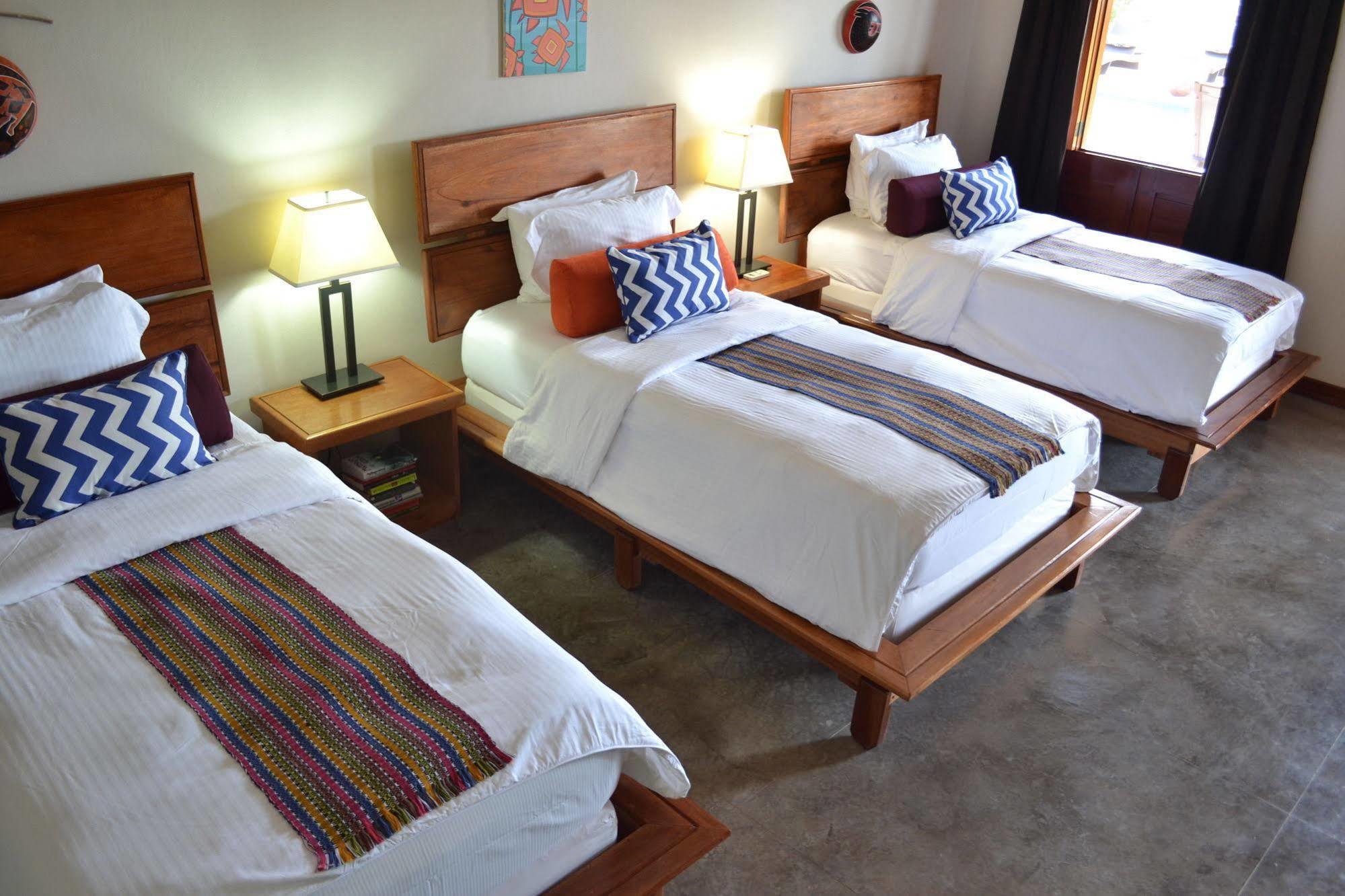 Soma Surf Resort Tola Buitenkant foto