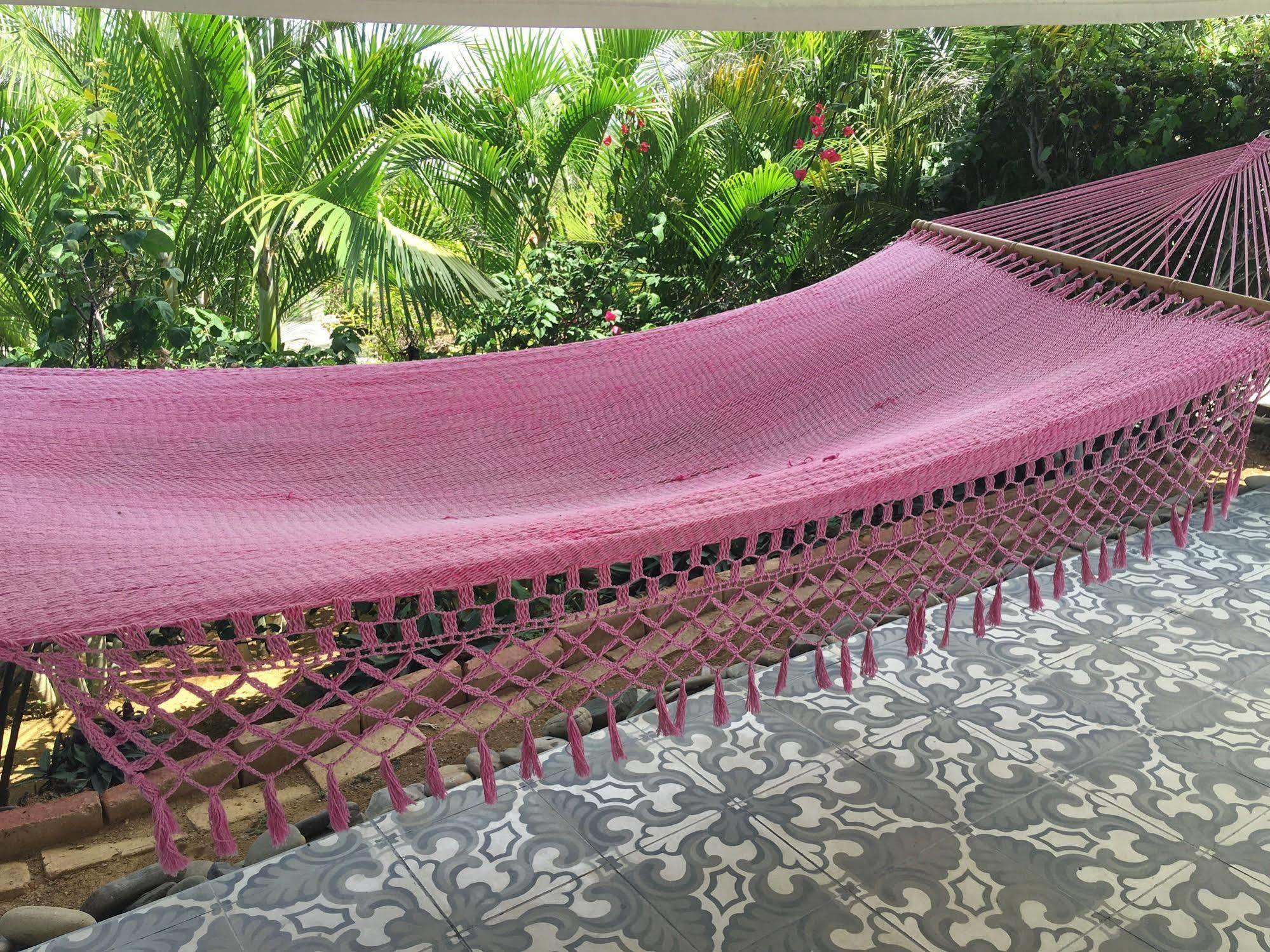 Soma Surf Resort Tola Buitenkant foto